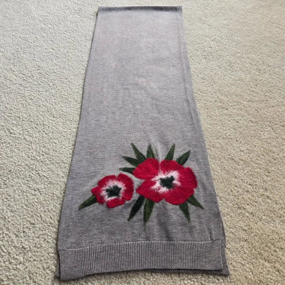 NWOT J. Jill Knit Scarf with Needle Felted Wool Flowers